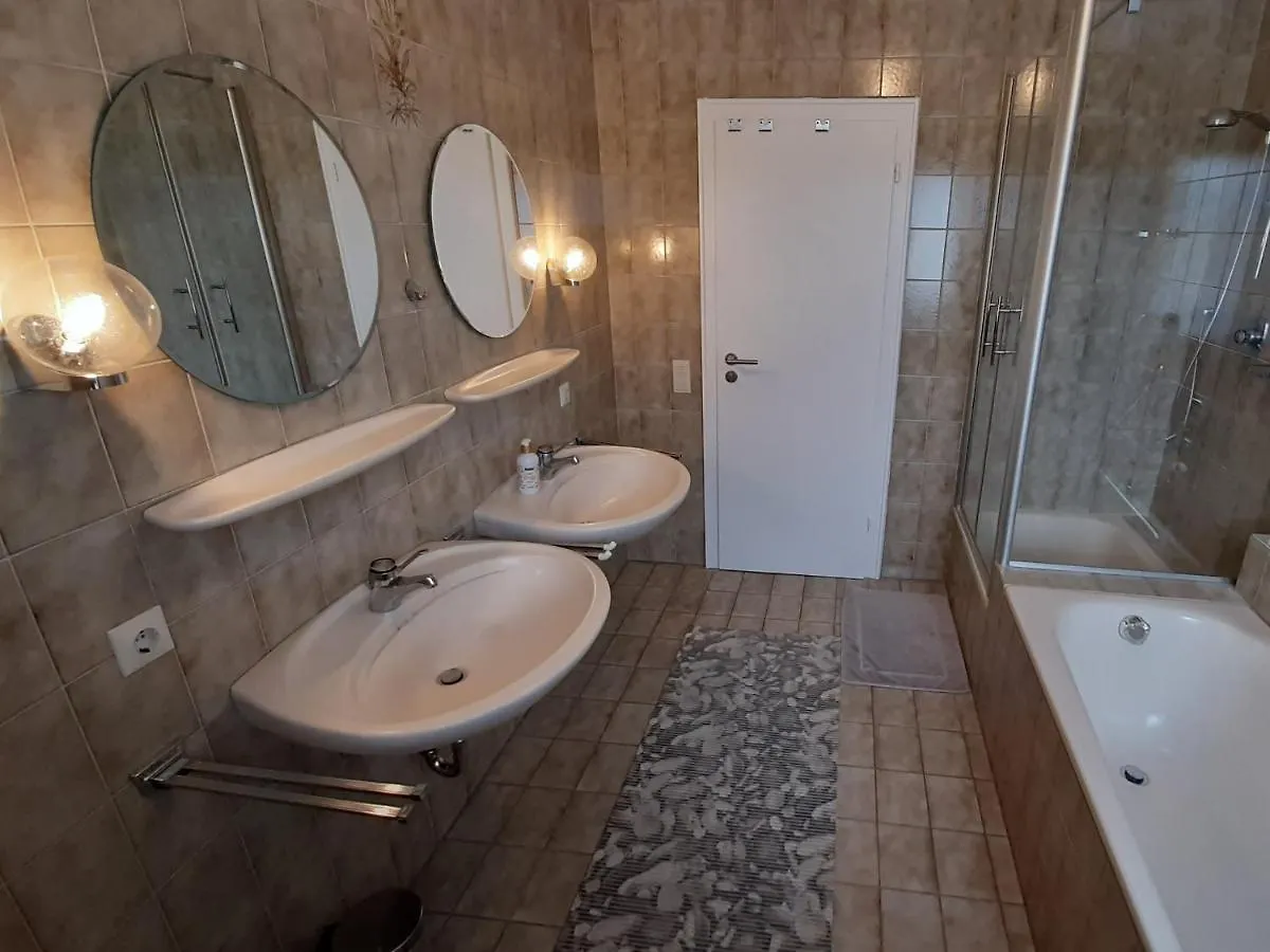 Ferienhaus Villa Chiemsee-Ferienhaus Schlegel Breitbrunn am Chiemsee